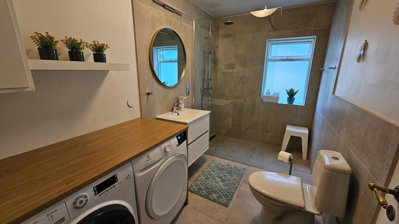 B&B Rooms Husavik 1 Dış mekan fotoğraf